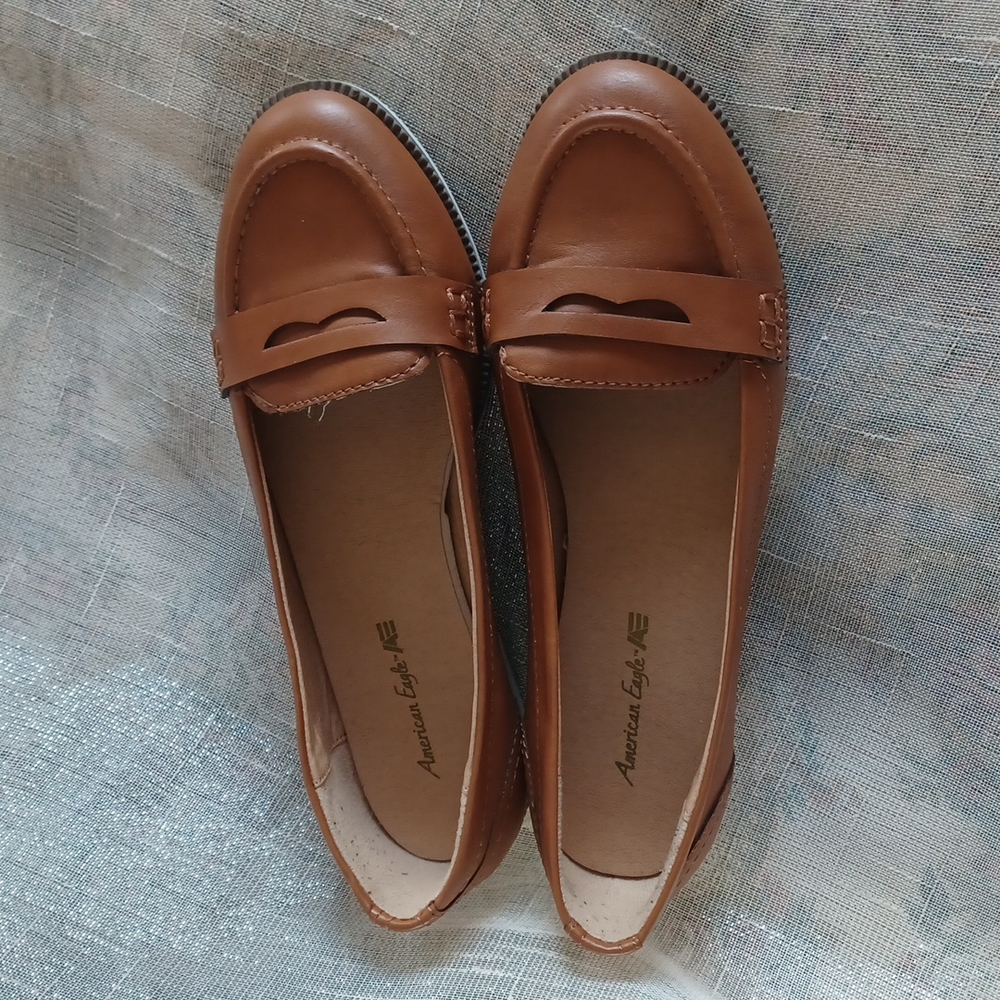American Eagle Tan Loafers